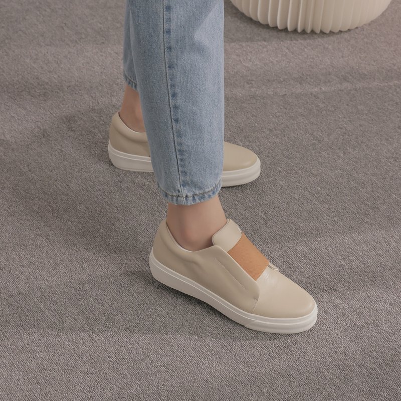 寬繃帶-不對稱結構休閒鞋-杏棕色-跟高4CM - 女休閒鞋/帆布鞋 - 真皮 白色