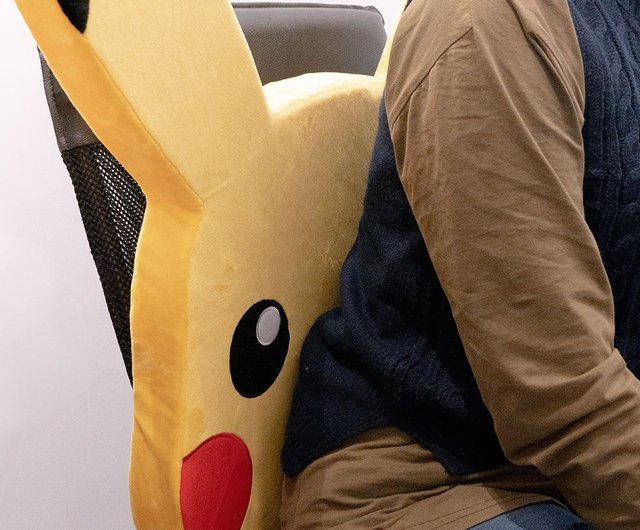 ポケモンジャイアントシリーズピカチュウビッグヘッド立体枕