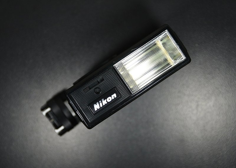 【經典古物】Nikon Speedlight SB-2 SB2 復古閃光燈 Nikon F2 - 菲林/即影即有相機 - 其他材質 