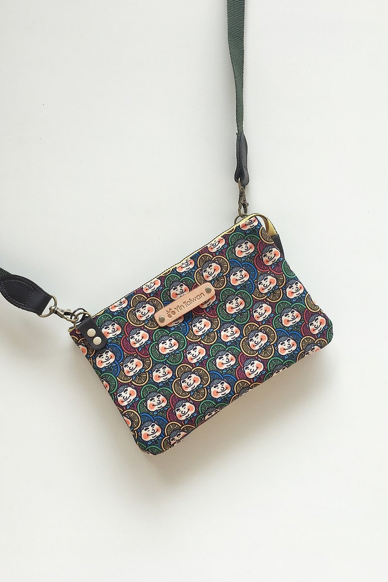 趴趴GO side back bag Wan Dingqi printing - Messenger Bags & Sling Bags - Other Materials Multicolor