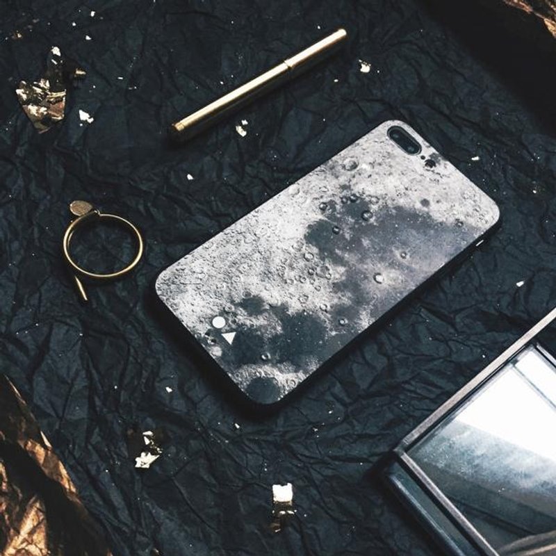 FORM MAKER iPhone Case 6S / 7 / 8 STELLAR LUNA - 手機殼/手機套 - 塑膠 黑色