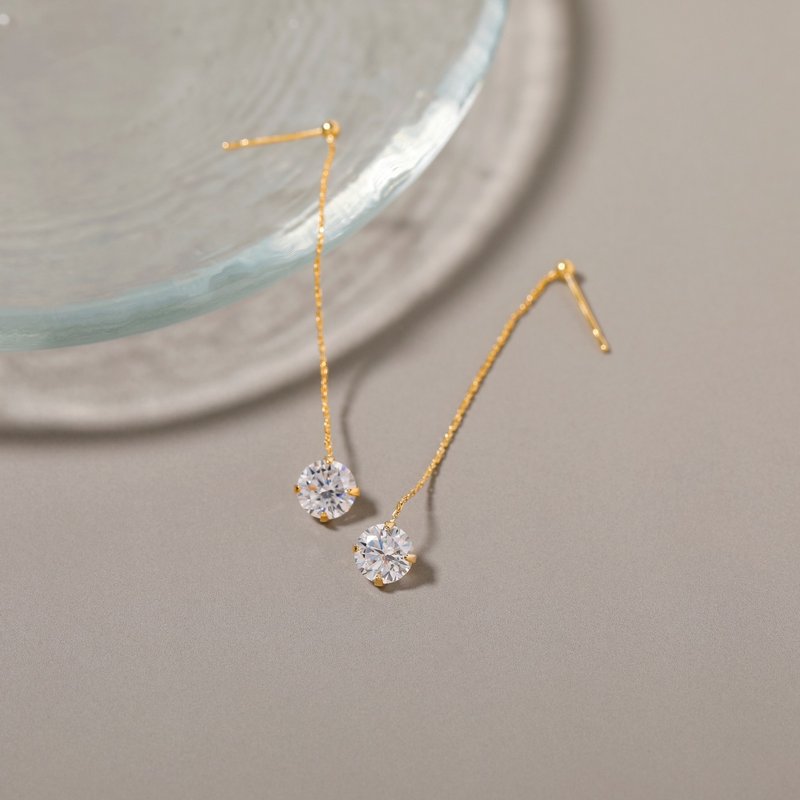 sway-round pierced earring GD Nickel-free earrings, stylish simple design with swaying cubic zirconia, gold - ต่างหู - โลหะ สีทอง