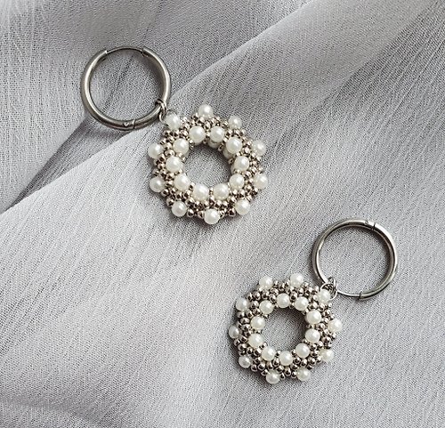 AN2 珠飾黃銅飾品 珍珠韶華系列 時輪珍珠編織耳環 日本珠 禮物