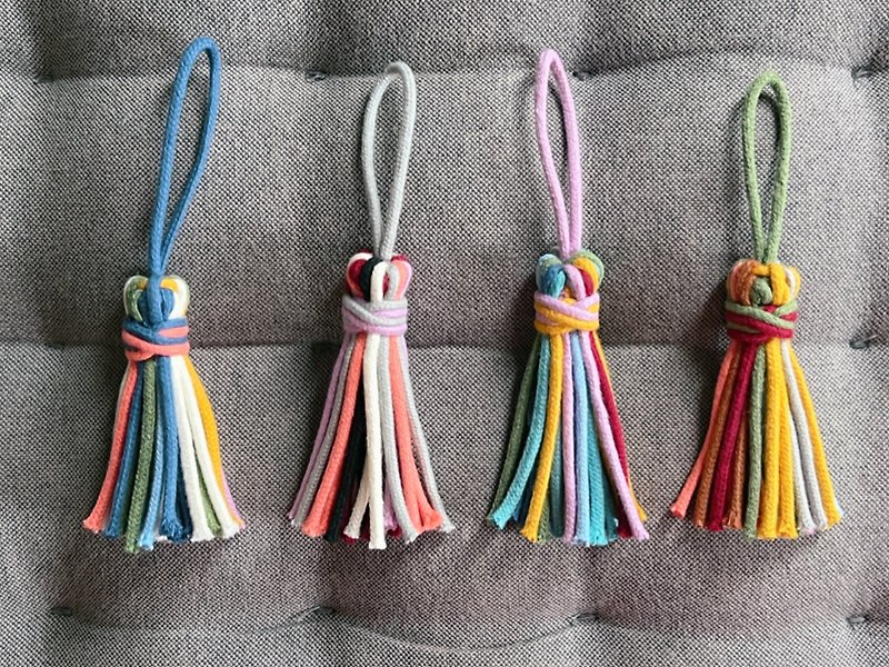 Customized gift [Tassel] beard handbag charm key ring - Charms - Cotton & Hemp Multicolor