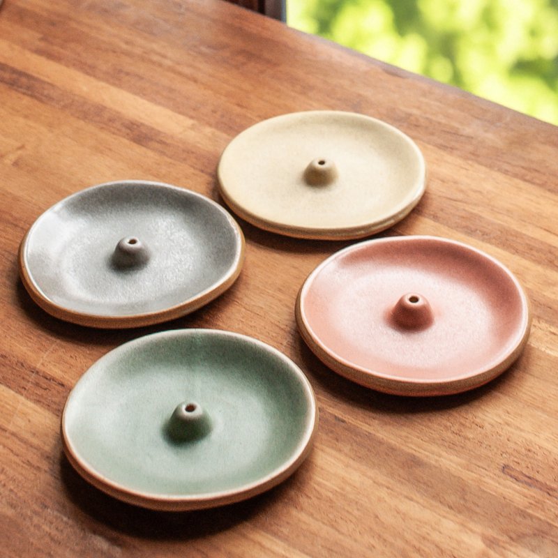 山谷雨滴香薰座_共四色_公平貿易 - 香氛蠟燭/燭台 - 陶 多色