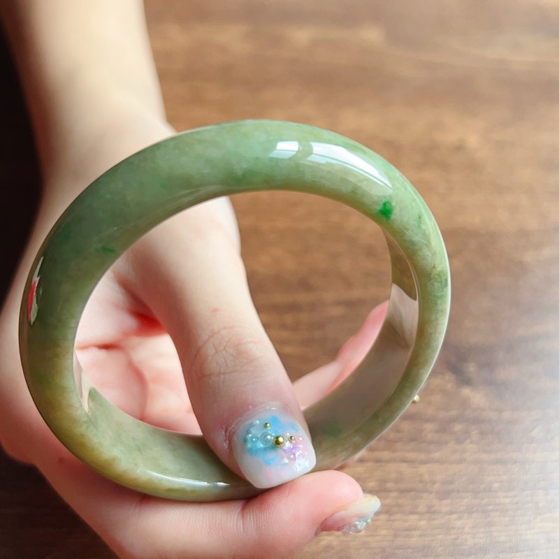 Green flower jade bracelet | 18 girth | Natural Burmese jade jade A grade | Gift giving - Bracelets - Jade Multicolor