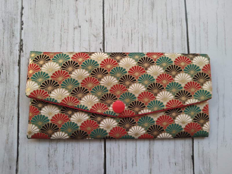 Lucky double red envelope bag/passbook storage bag (21 Phnom Penh Marigold-Red and Green) - กระเป๋าสตางค์ - ผ้าฝ้าย/ผ้าลินิน 