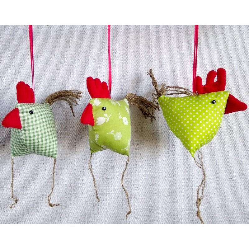 Handmade chickens, Farm garland, Chicken bird toys, Homemade ornament - 壁貼/牆壁裝飾 - 棉．麻 綠色