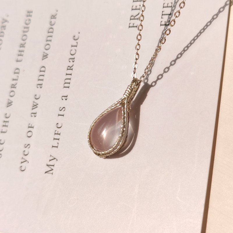 Pink crystal necklace pendant - พวงกุญแจ - คริสตัล 