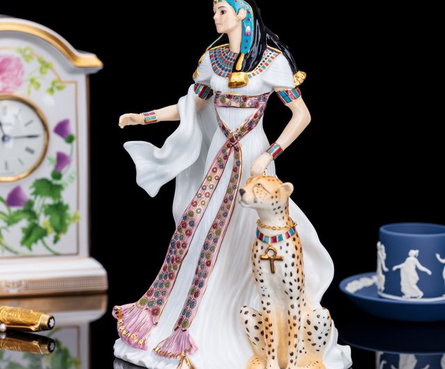 陶器人形 イギリス ロイヤルウースター ロイヤルウースター クレオパトラ ネフェルタリ 限定版 陶器像 聖なる