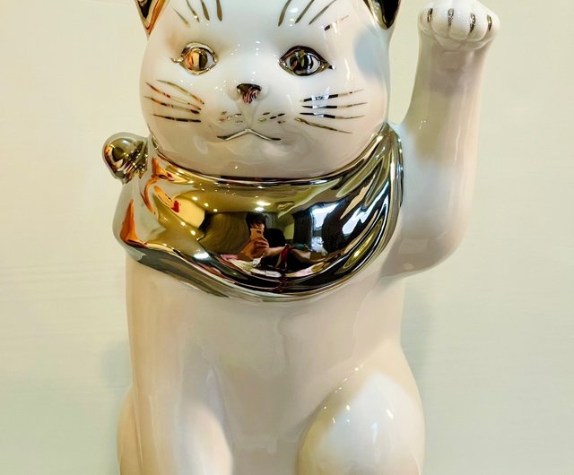 招福】瀬戸焼~福と福のシルバースカーフ 純白招き猫~13cm/19cm 招福】瀬戸焼~福と福のシルバースカーフ 純白招き猫~13cm/19cm