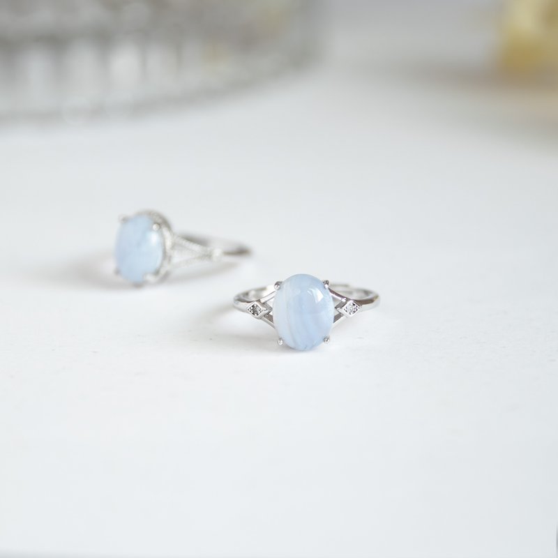 Blue veined agate May birthstone sterling silver Stone with romantic edge - แหวนทั่วไป - เครื่องเพชรพลอย สีน้ำเงิน