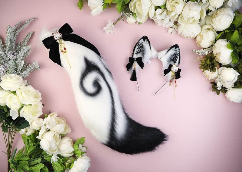 Inari Kitsune Ears and Tail Set (Black) Faux Fur Ears and Tail Set - 髮夾/髮圈 - 其他人造纖維 黑色