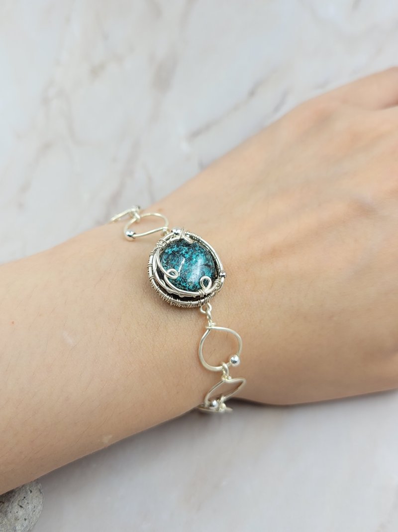 Turquoise 999 Sterling Silver Hand Wrapped Bracelet - สร้อยข้อมือ - คริสตัล 