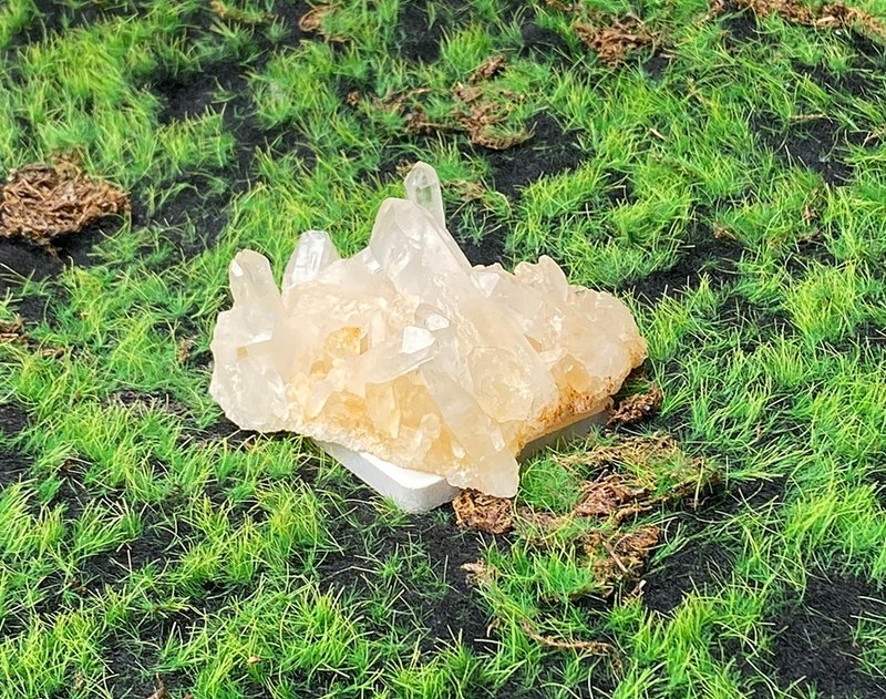 天然原礦能量白水晶簇 白水晶柱 消磁淨化 辦公室 風水 擺件 入厝 - 擺飾/家飾品 - 水晶 多色