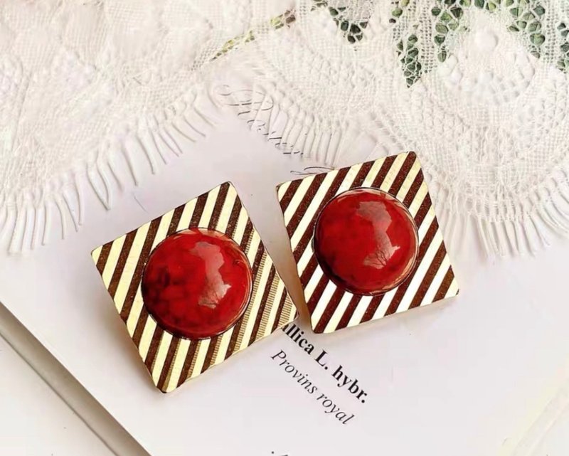 西洋古董 紅石耳夾 - 耳環/耳夾/耳骨夾 - 其他金屬 紅色