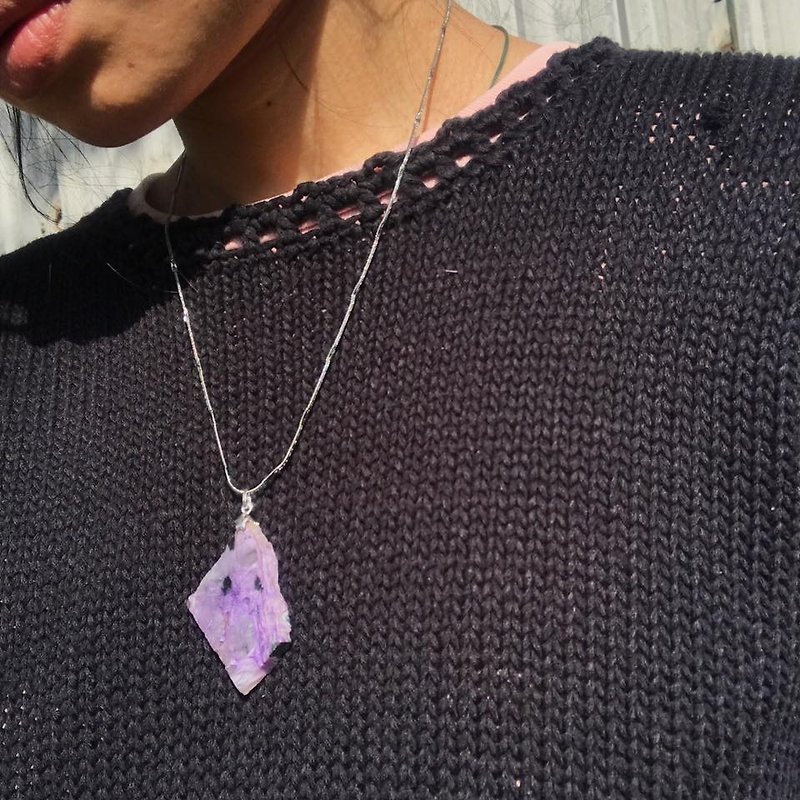 【Lost and find】Natural oil painting style purple dragon crystal night sky rough stone necklace OT27 - Necklaces - Gemstone Purple