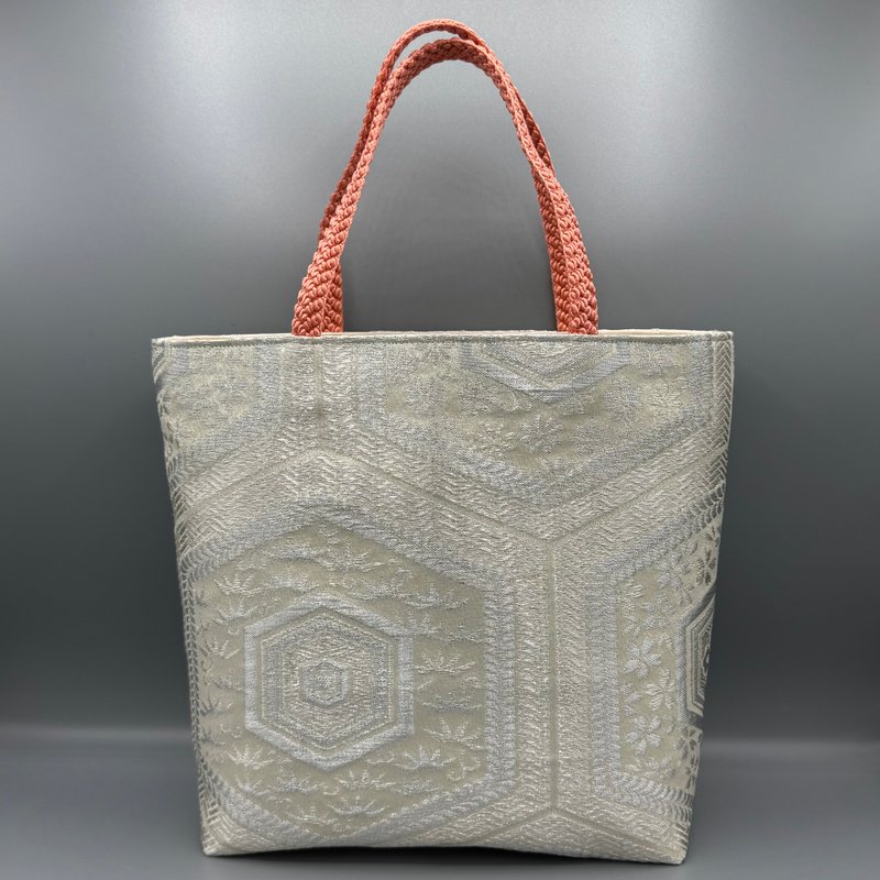 着物 帯 帯締め ハンドメイド トートバッグ リメイク 白 オレンジ - 手提包/手提袋 - 絲．絹 銀色