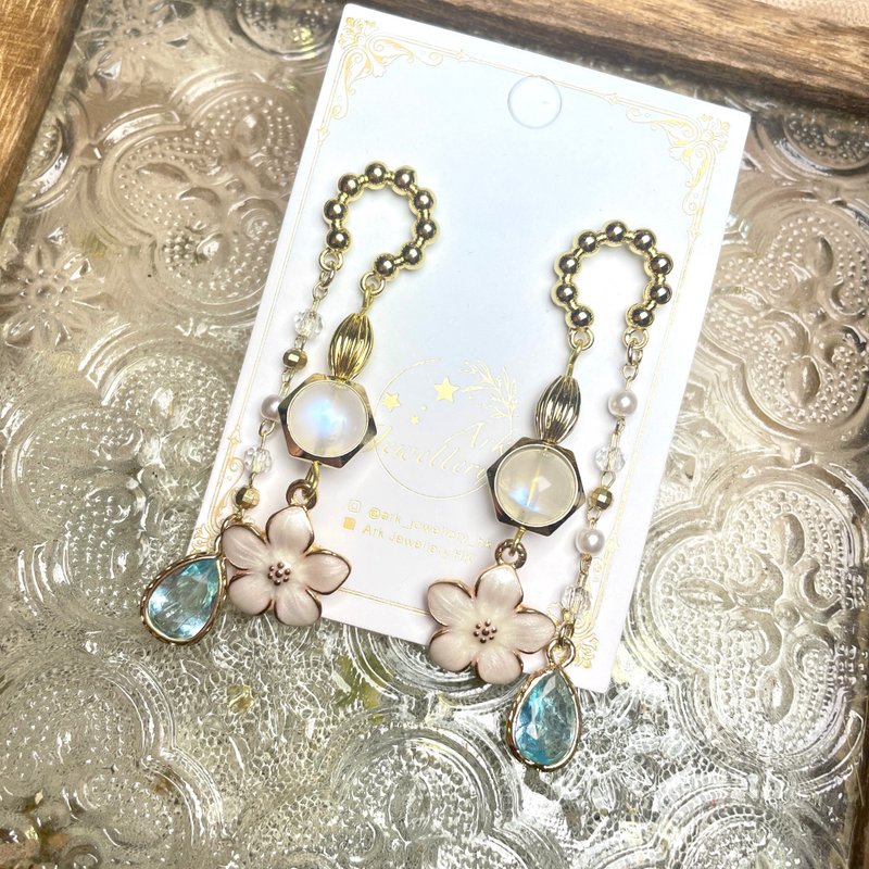 Tears of the Moon - Stone Earrings - ต่างหู - คริสตัล หลากหลายสี