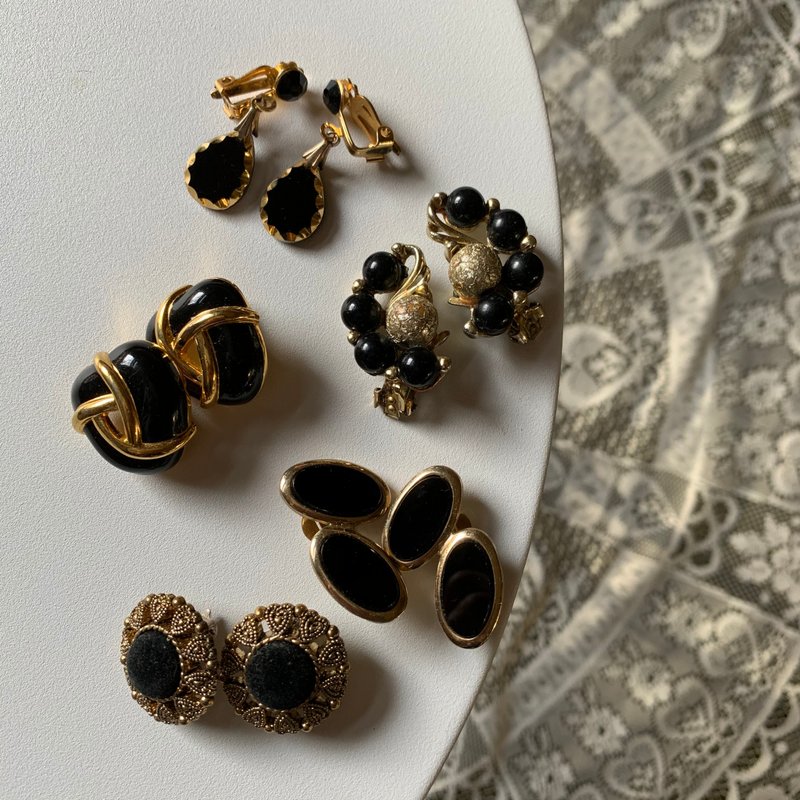 Vintage earrings / black gold is the momentum - Earrings & Clip-ons - Other Materials Black