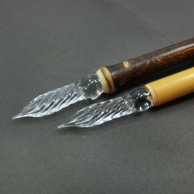 Handmade bamboo glass dip pen - อุปกรณ์เขียนอื่นๆ - ไม้ไผ่ สีกากี
