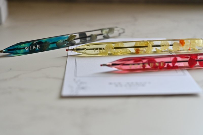 [Customizable] Preserved Flower Drop Gel Crystal Pen - ช่อดอกไม้แห้ง - พืช/ดอกไม้ หลากหลายสี