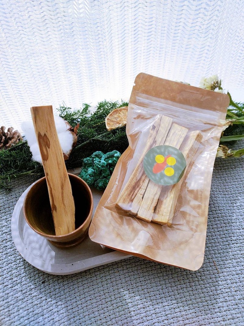 Palo Santo Holy Wood Strips - Fragrances - Wood Brown