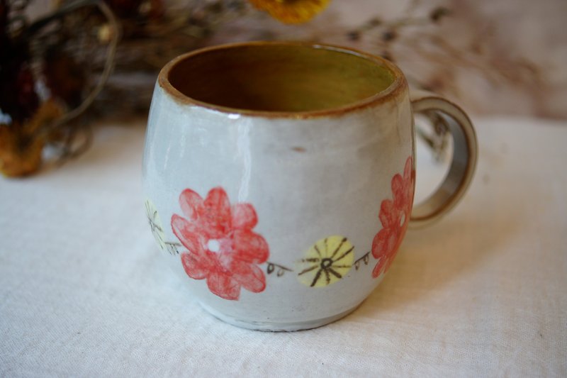 手作り粉末夏の花言葉マグカップ 300ml コーヒーカップ - 皿・プレート - 陶器 オレンジ