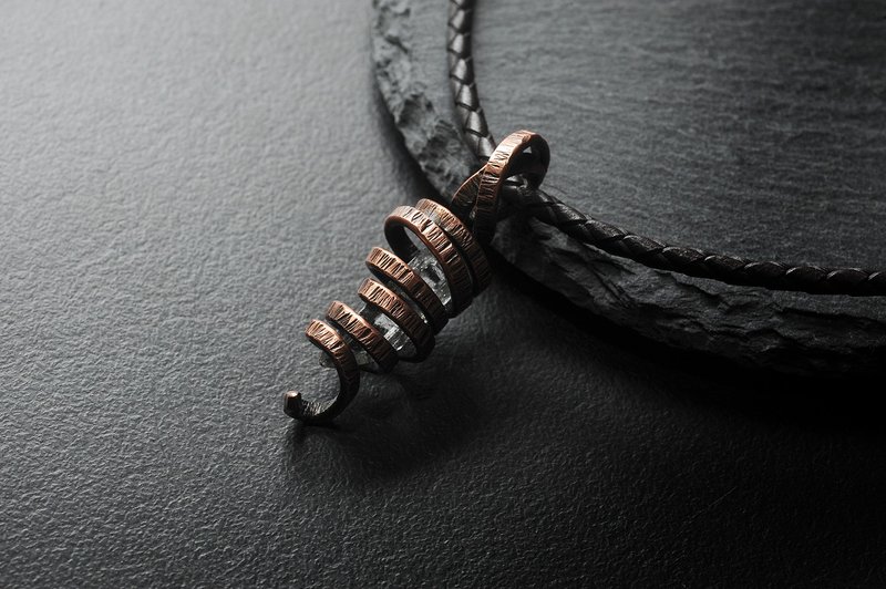 Topaz Bronze pendant/crystal pendant/ Bronze braided metal wire braided - สร้อยคอ - เครื่องประดับพลอย 