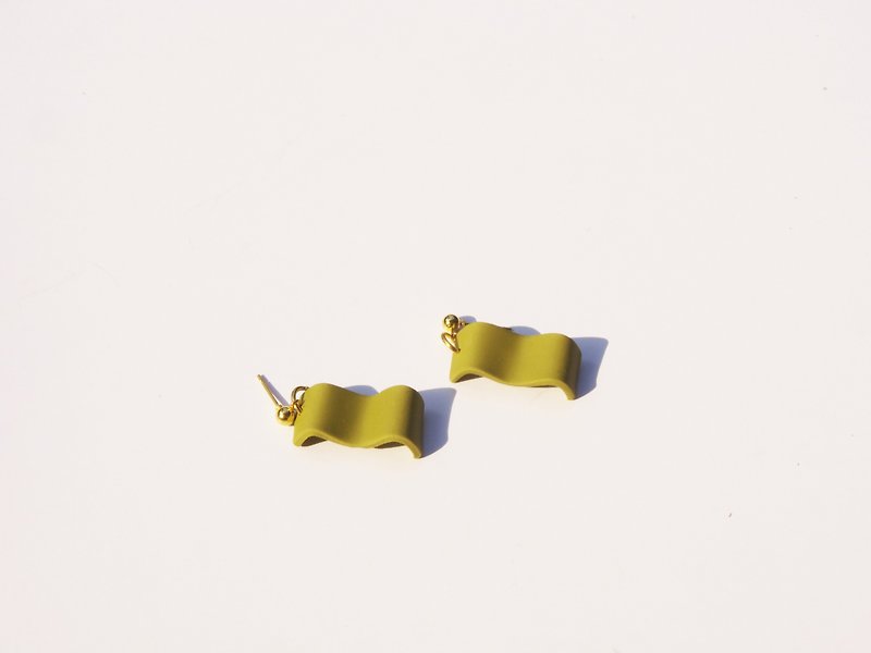 Clay Earrings - 耳環/耳夾 - 貴金屬 多色