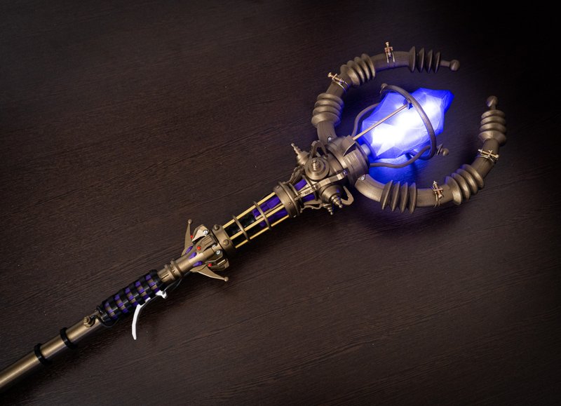 Staff of Lightning - Items for Display - Plastic Gold