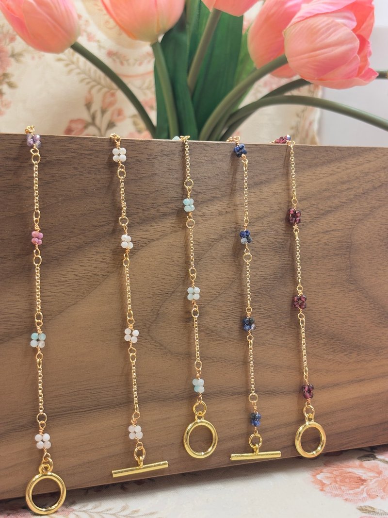 【Natural Stone】Little Berry Bracelet - OT Clasp - สร้อยข้อมือ - คริสตัล 