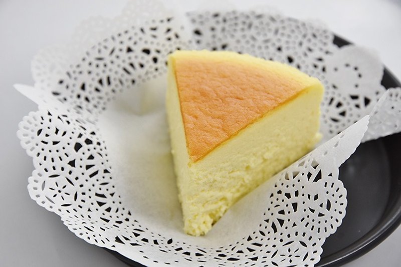 INNS English Stone Restaurant - 5 吋 cheese suffolk cake ~ servings full of moisture and light bulkiness - ของคาวและพาย - อาหารสด สีเหลือง