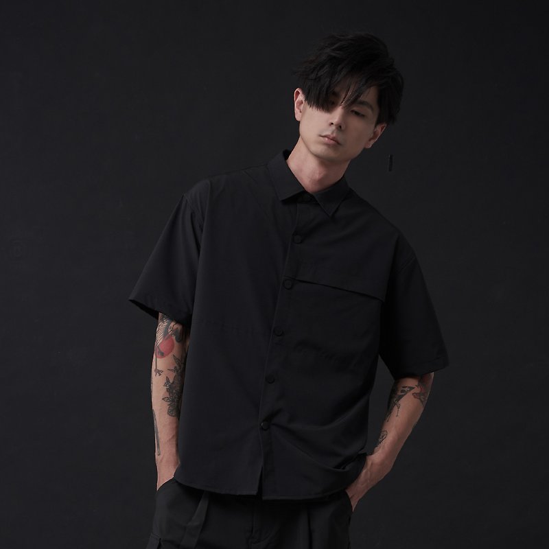 DYCTEAM -Shut-down - Fifth Sleeve Shirt - เสื้อยืดผู้ชาย - ไนลอน สีดำ