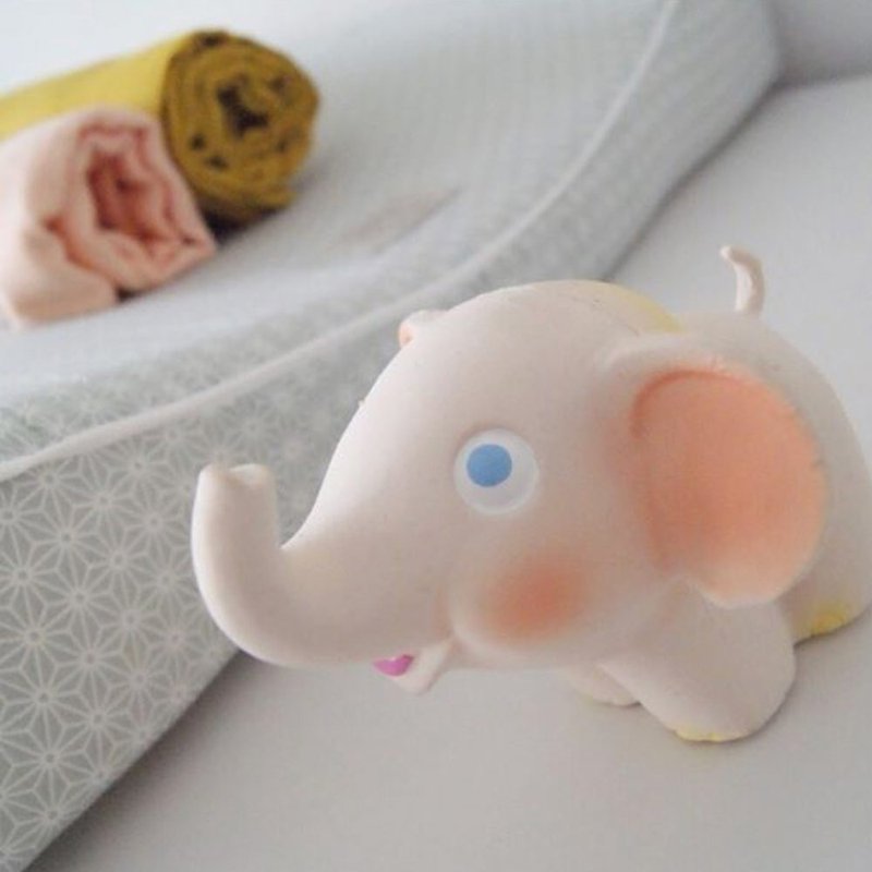 Spain Oli&Carol Classic Animals - Baby Elephant - Natural Non-toxic Rubber Stuffers / Bath Toys - Kids' Toys - Rubber 