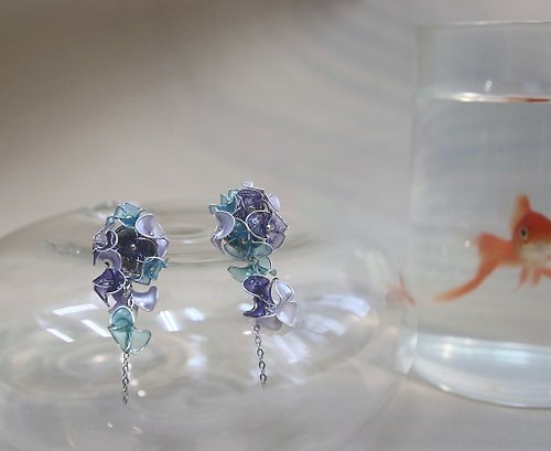 KL珂蘿花設計 紫陽繡球 流蘇耳針/ 耳夾