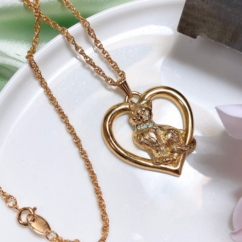 [Western antique jewelry] Comes with original box, exquisite and delicate loving cat enamel Rhine-feel cat lover necklace - สร้อยคอ - เครื่องประดับ สีทอง