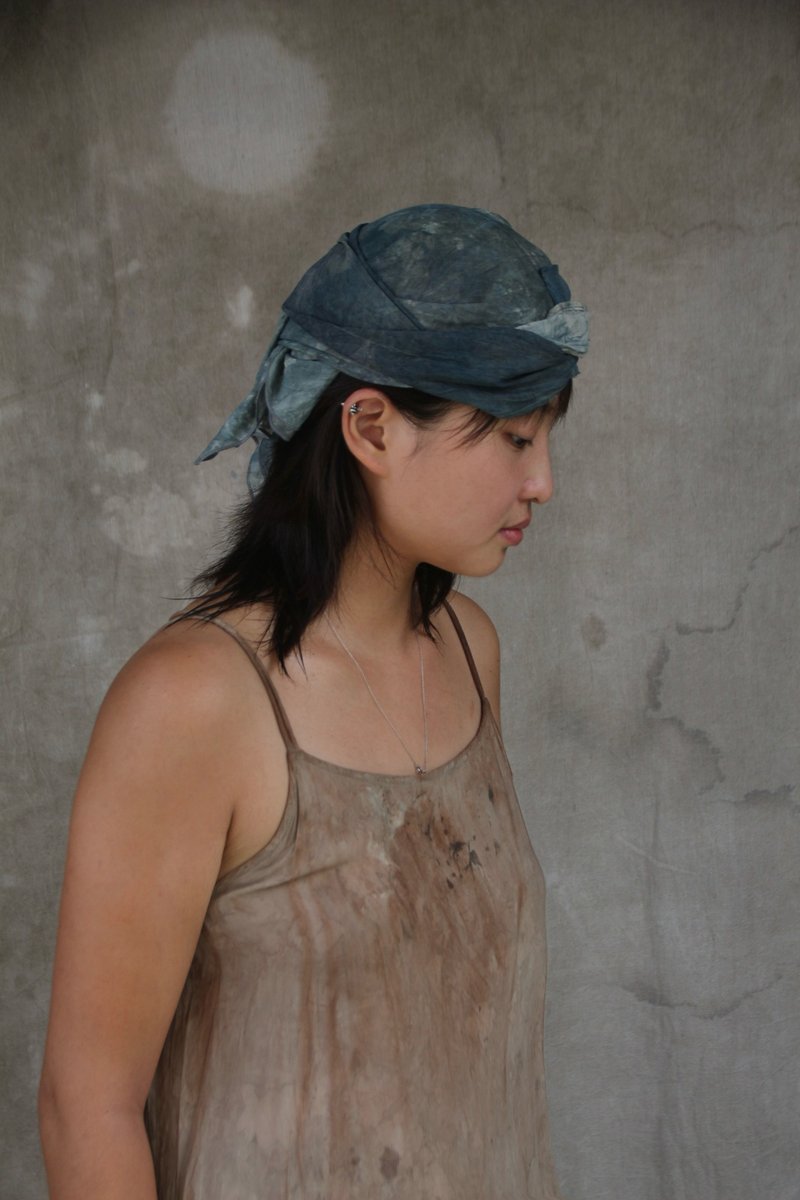 It's a hat and an apron. Unique customized products of plant dyeing. - Hats & Caps - Cotton & Hemp 