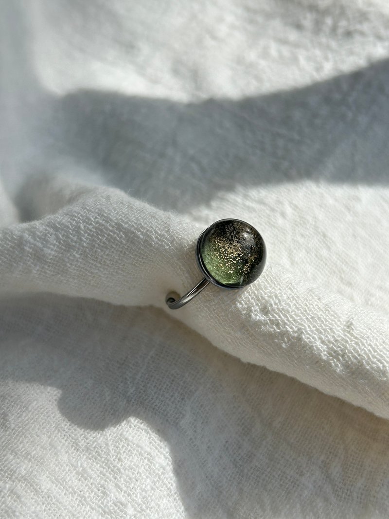 抗敏 不鏽鋼 墨綠金箔  可調節開口戒  森林祕語 - 戒指 - 不鏽鋼 綠色