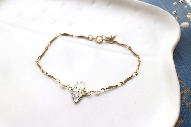 扇心-鋯石 珍珠 黃銅手鍊 - 手鍊/手環 - 其他金屬 金色