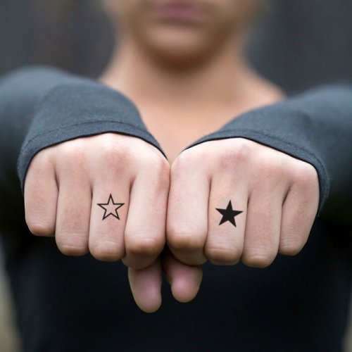 OhMyTat OhMyTat 簡單的星星 Simple Stars 刺青圖案紋身貼紙 (4 張)