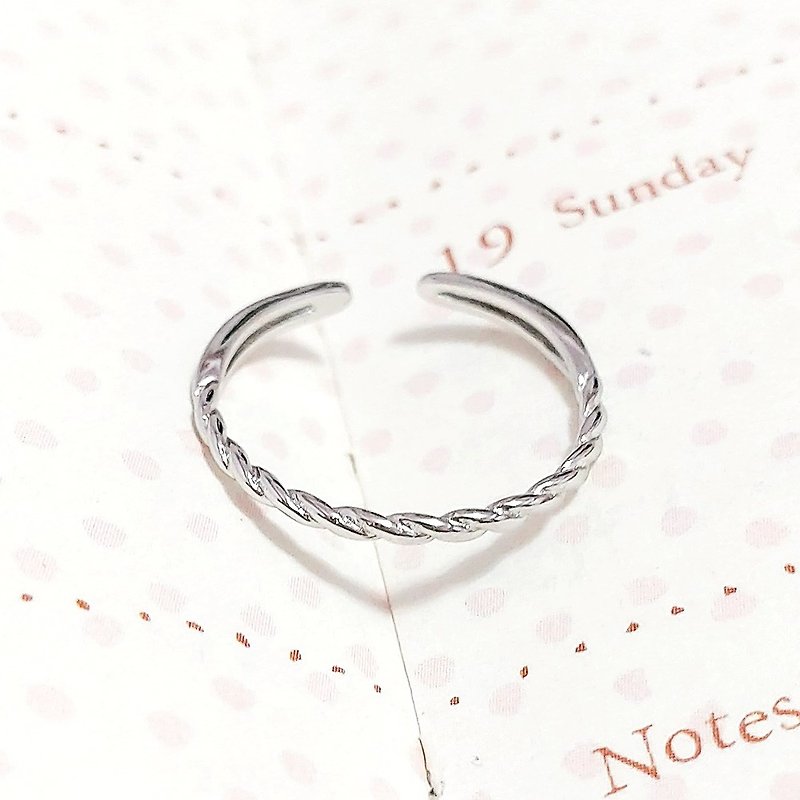 Roll 925 sterling silver ring, simple wear - แหวนทั่วไป - เงินแท้ สีเงิน