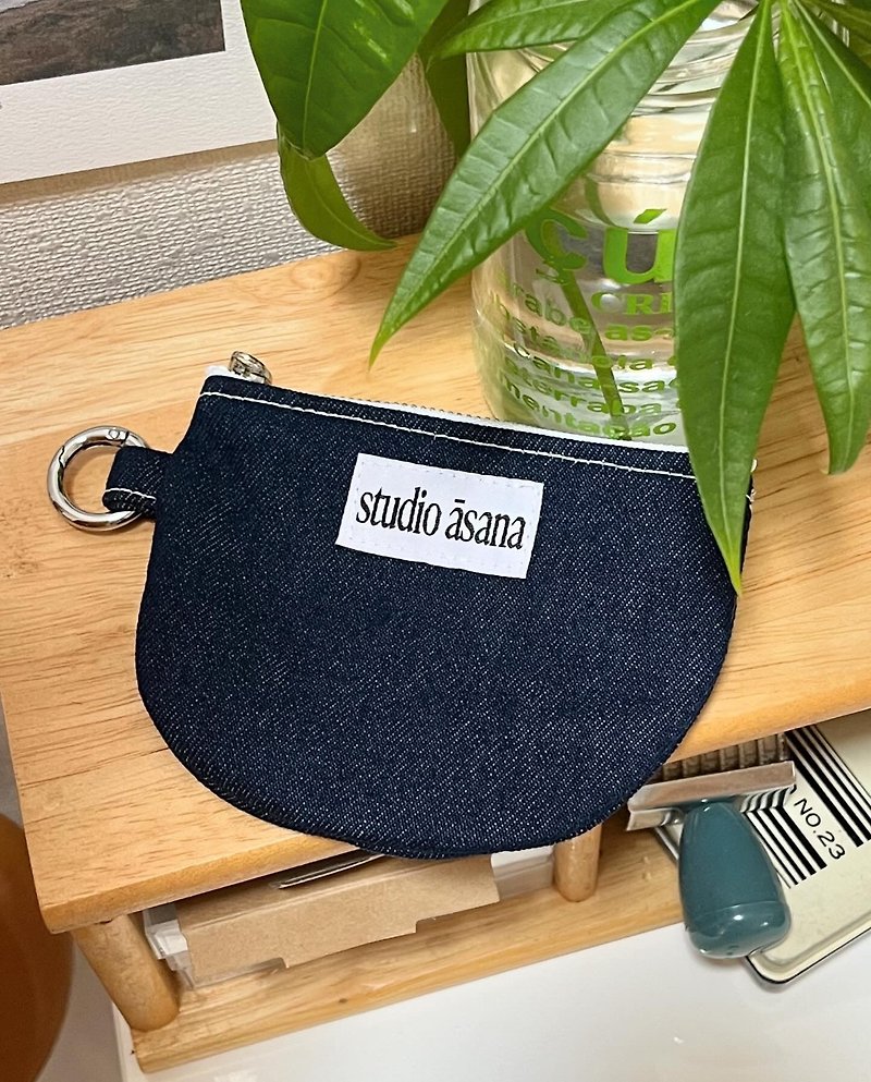 (Blue denim) Zipper pouch - TEA CUP series - กระเป๋าเครื่องสำอาง - ผ้าฝ้าย/ผ้าลินิน สีน้ำเงิน