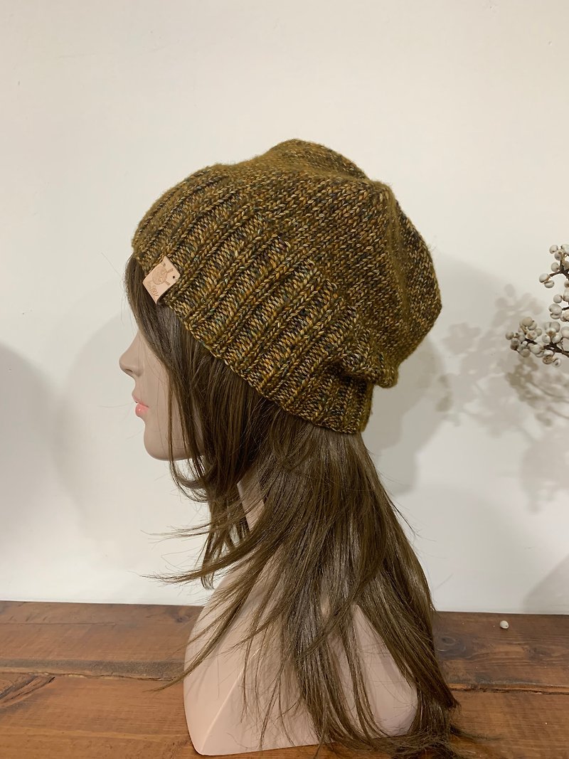手工編織毛線帽。。店小二趣味帽。赭黃色。 - 帽子 - 羊毛 