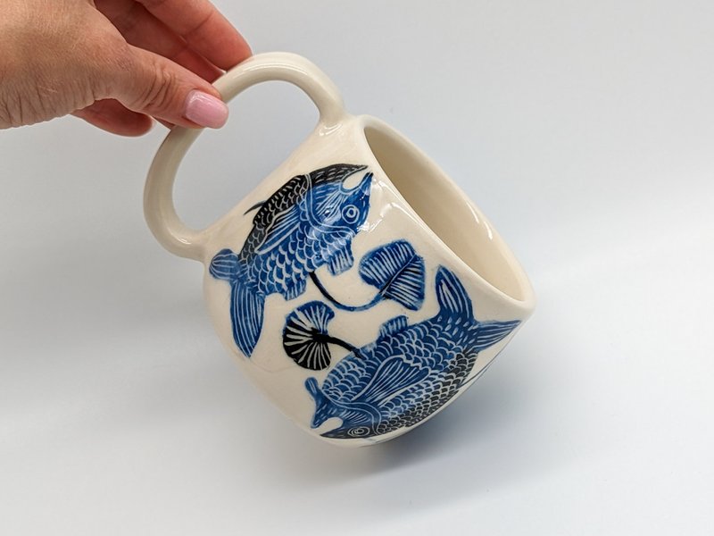 Ceramic Cup 350 ml (11.8 oz) with a Fish Pattern, Handmade Ceramic, Pottery Cup - 杯子 - 黏土 藍色
