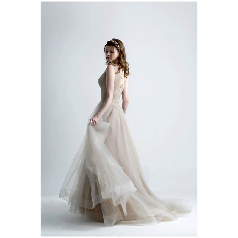 SAMPLE SALE BLOSSOM V領雙層紗婚紗 - 禮服/小禮服 - 聚酯纖維 