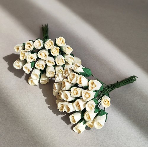 makemefrompaper Paper flower, 50 pieces, size 1x0.8 cm. budding rose flower, ivory color.
