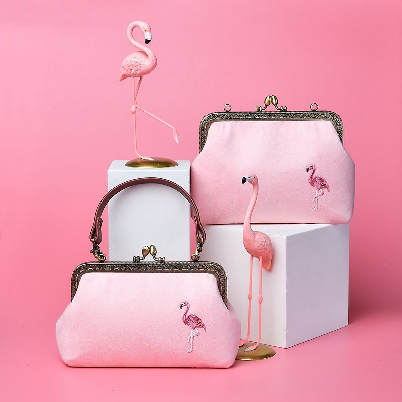 Cross body bag / mobile phone bag / birthday gift / Christmas gift - Messenger Bags & Sling Bags - Cotton & Hemp Pink