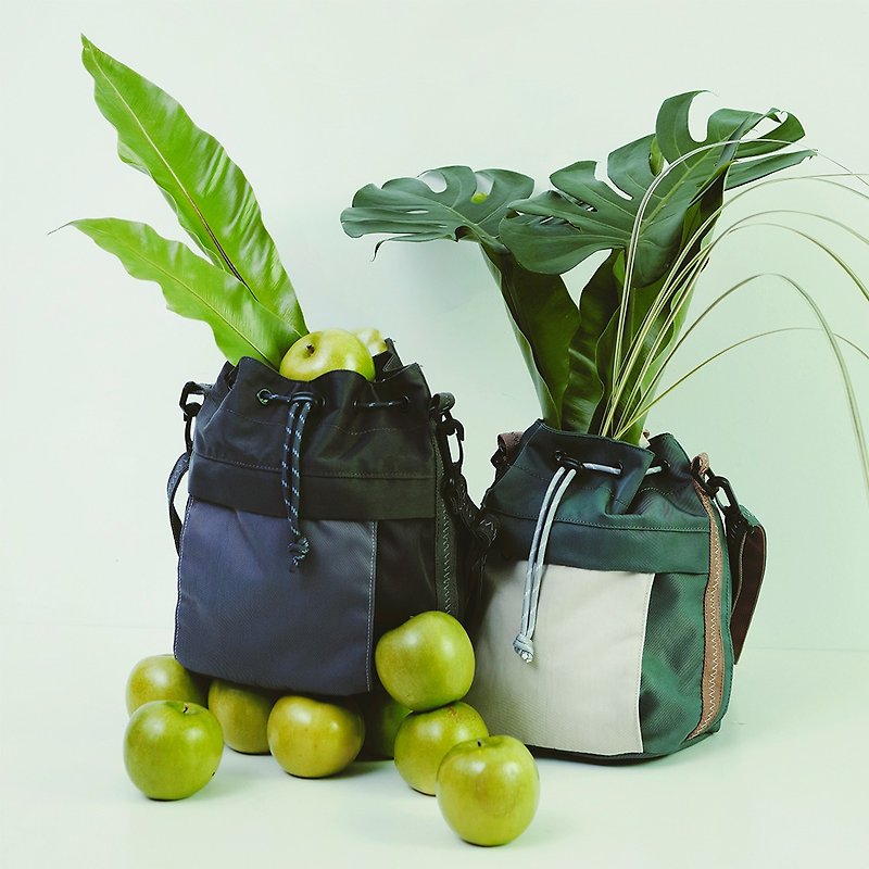Splicing bucket bag (pine green/grey) - กระเป๋าแมสเซนเจอร์ - ไนลอน หลากหลายสี