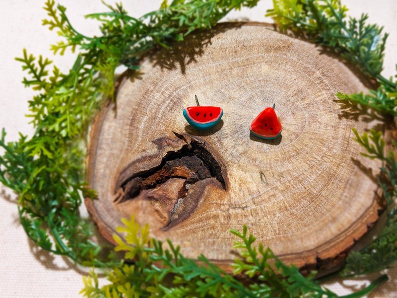 Yu Yu Chen watermelon earrings - ต่างหู - วัสดุอื่นๆ 